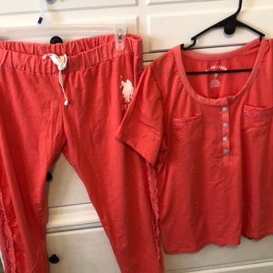 Us Polo Pajamas SZ 1X but fit more like a x-large